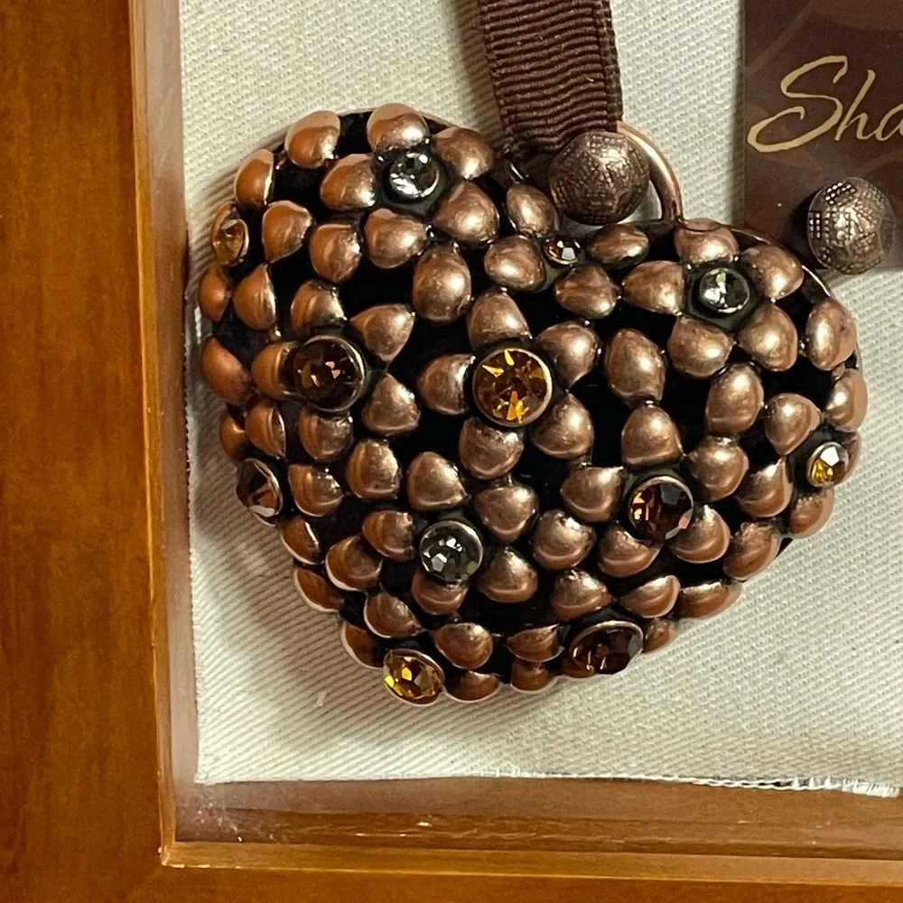 Pavilion Gift 2006 Sister Shadowbox Frame with Hanging Heart  Photo
